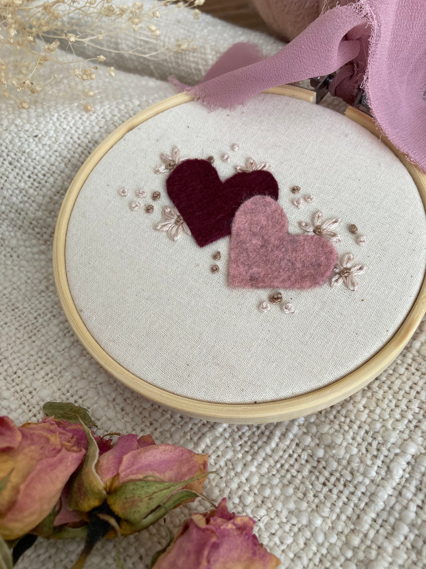 Coeurs bourgogne et rose