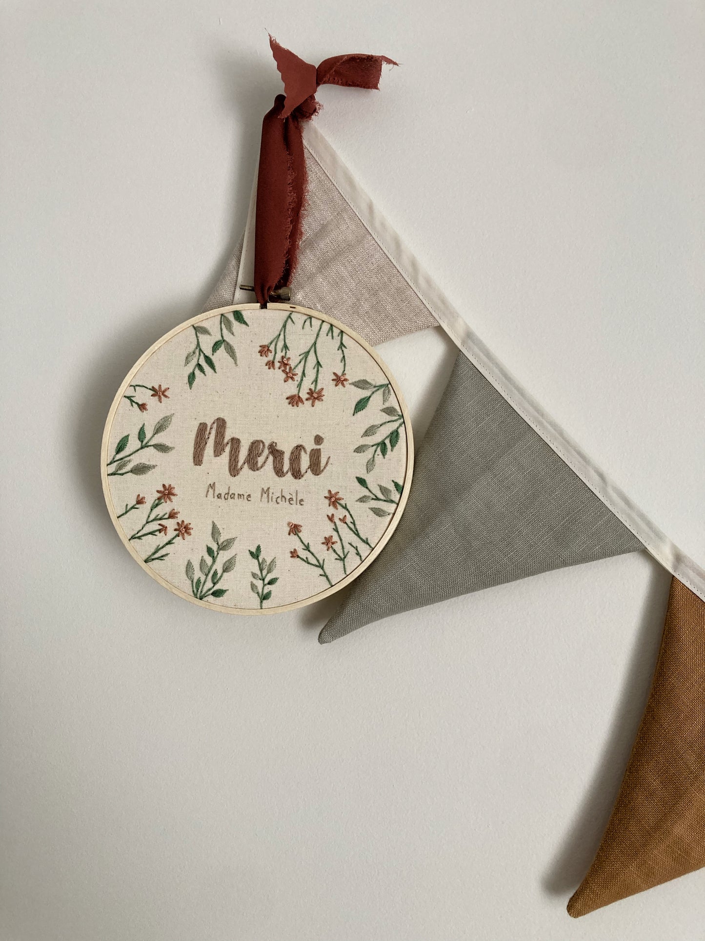 Merci - broderie pour éducatrice/ enseignante/ ou autre