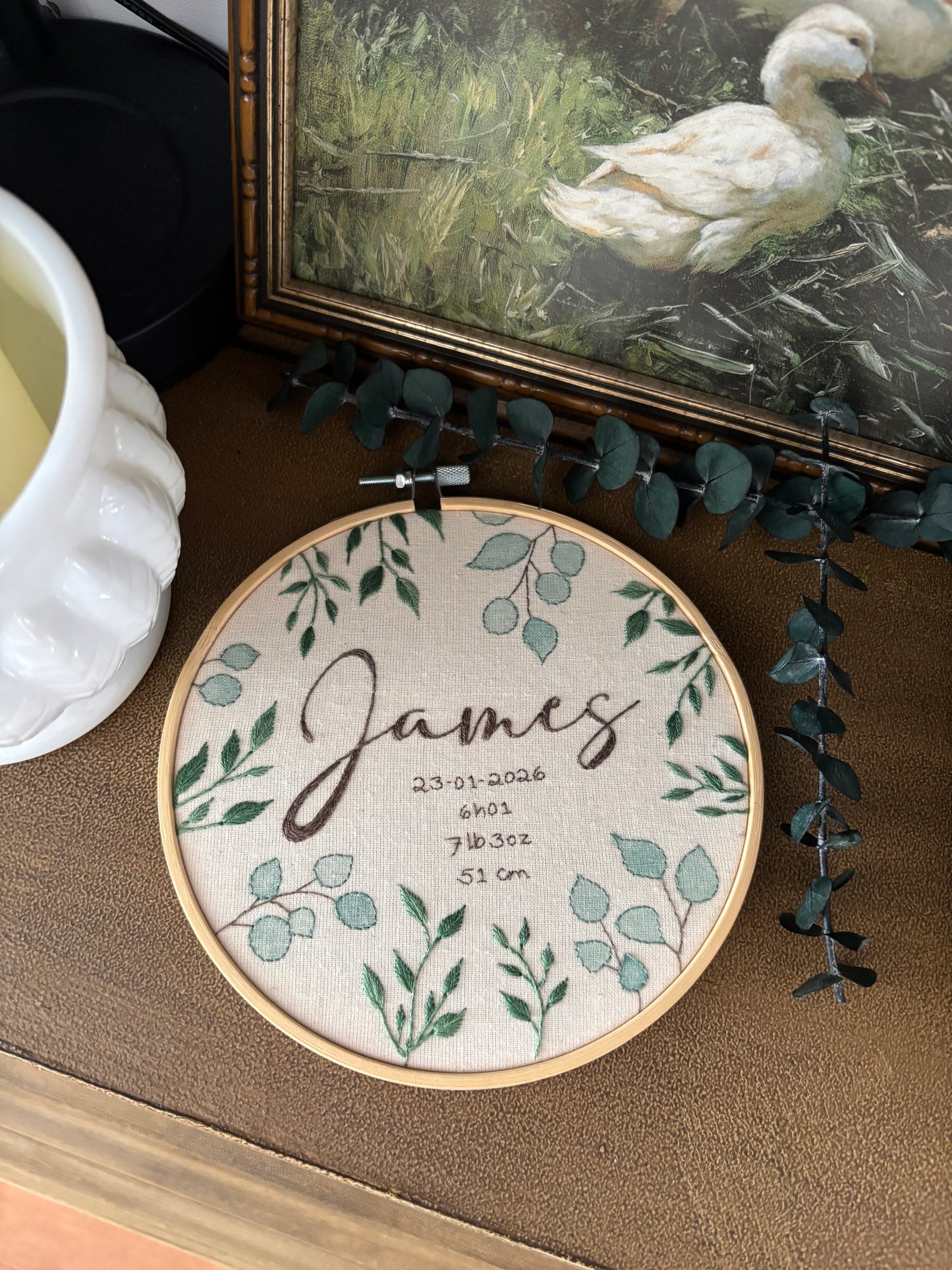 James - broderie pour enfant feuillage fourni