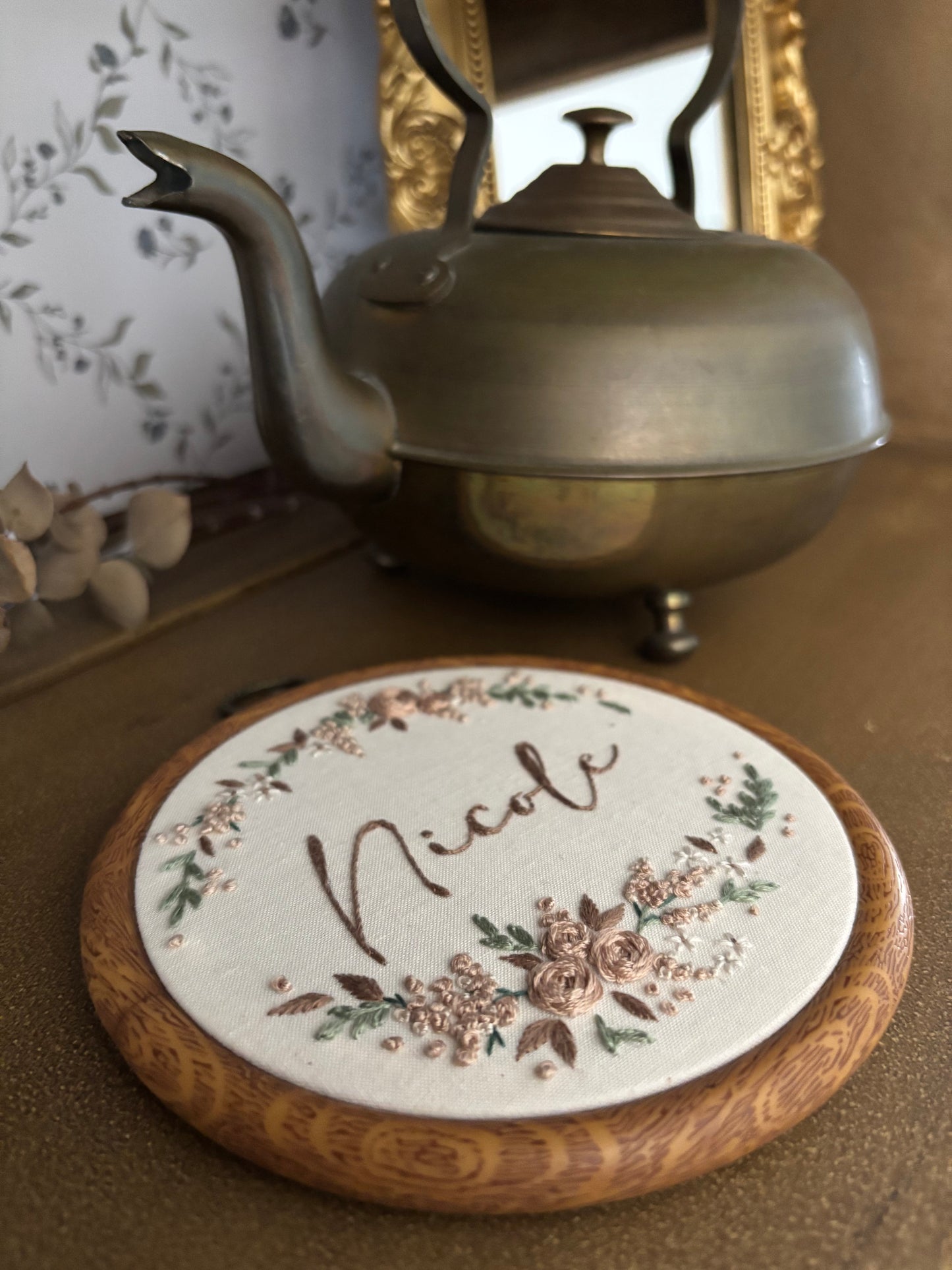 Agathe - broderie pour enfant petites fleurs